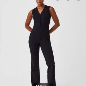 Sleeveless Black V-Neck Jumpsuit